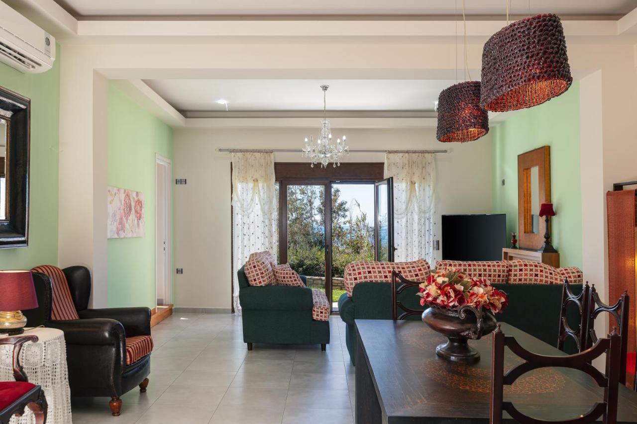 Family Villa Ellis Plakias With Private Pool 200M To The Beach Walking Distance To The Amenities Bagian luar foto